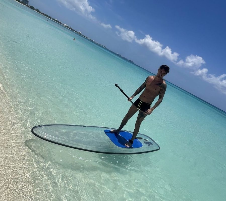 Paradise Paddle Cayman on Seven Mile Beach